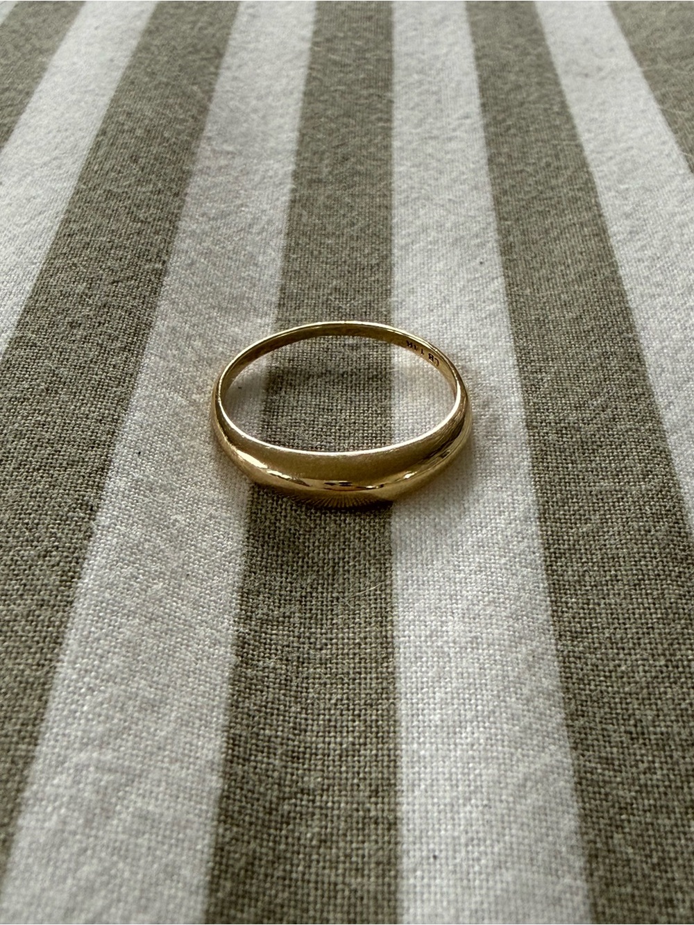 Catbird Petite Coupe Gold Dome Ring